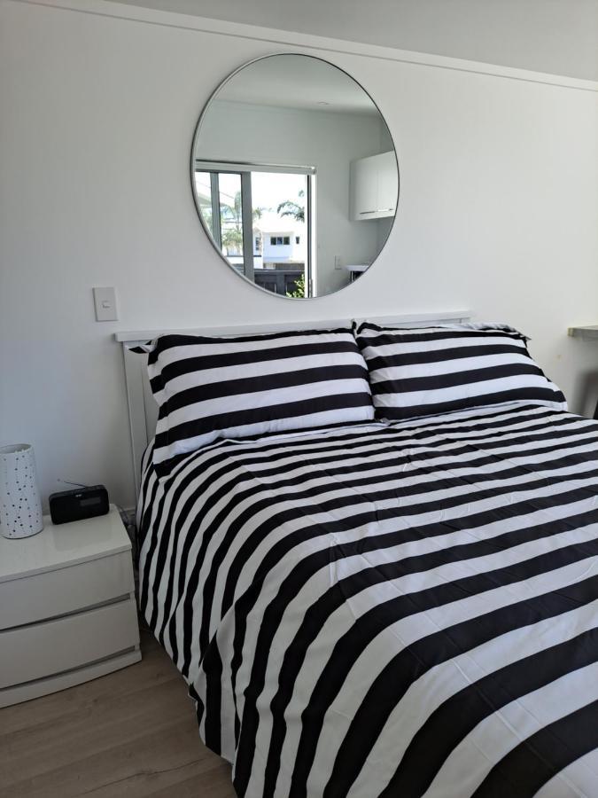 Hotel Pod Bach On Tweed Tauranga Exterior foto